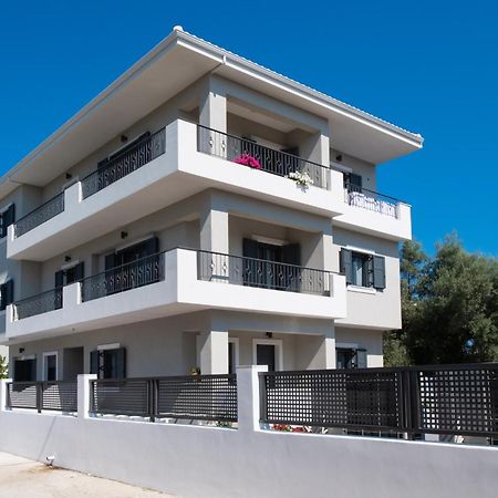 Melina Apartments Lefkada City ภายนอก รูปภาพ