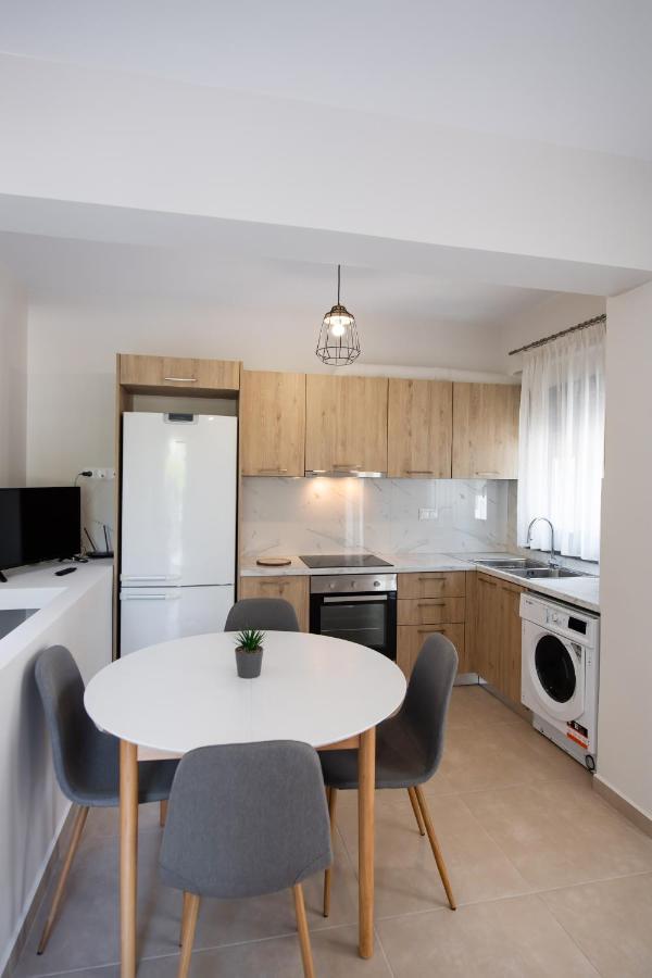 Melina Apartments Lefkada City ภายนอก รูปภาพ